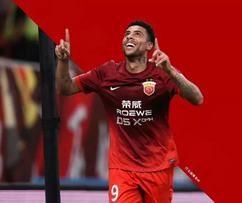 爱游戏下载-包含上港主场力克恒大，球队士气高涨的词条