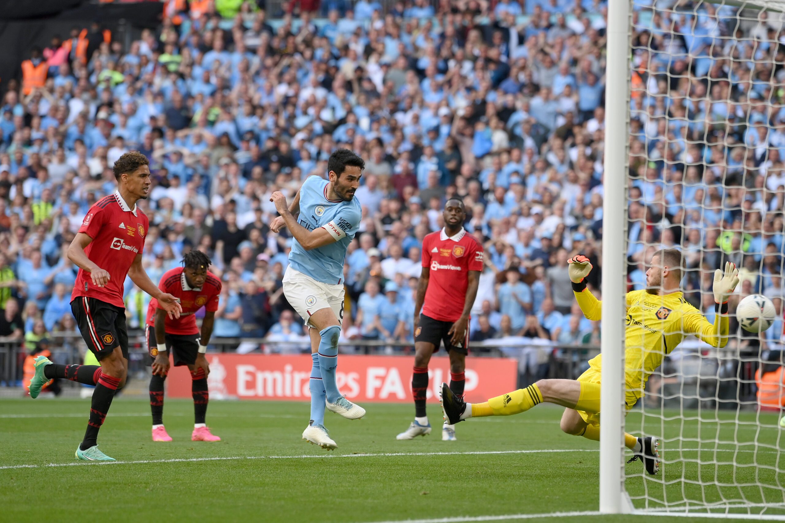 曼城横扫马赛,孔蒂惊艳世界 曼城横扫马赛,孔蒂惊艳世界