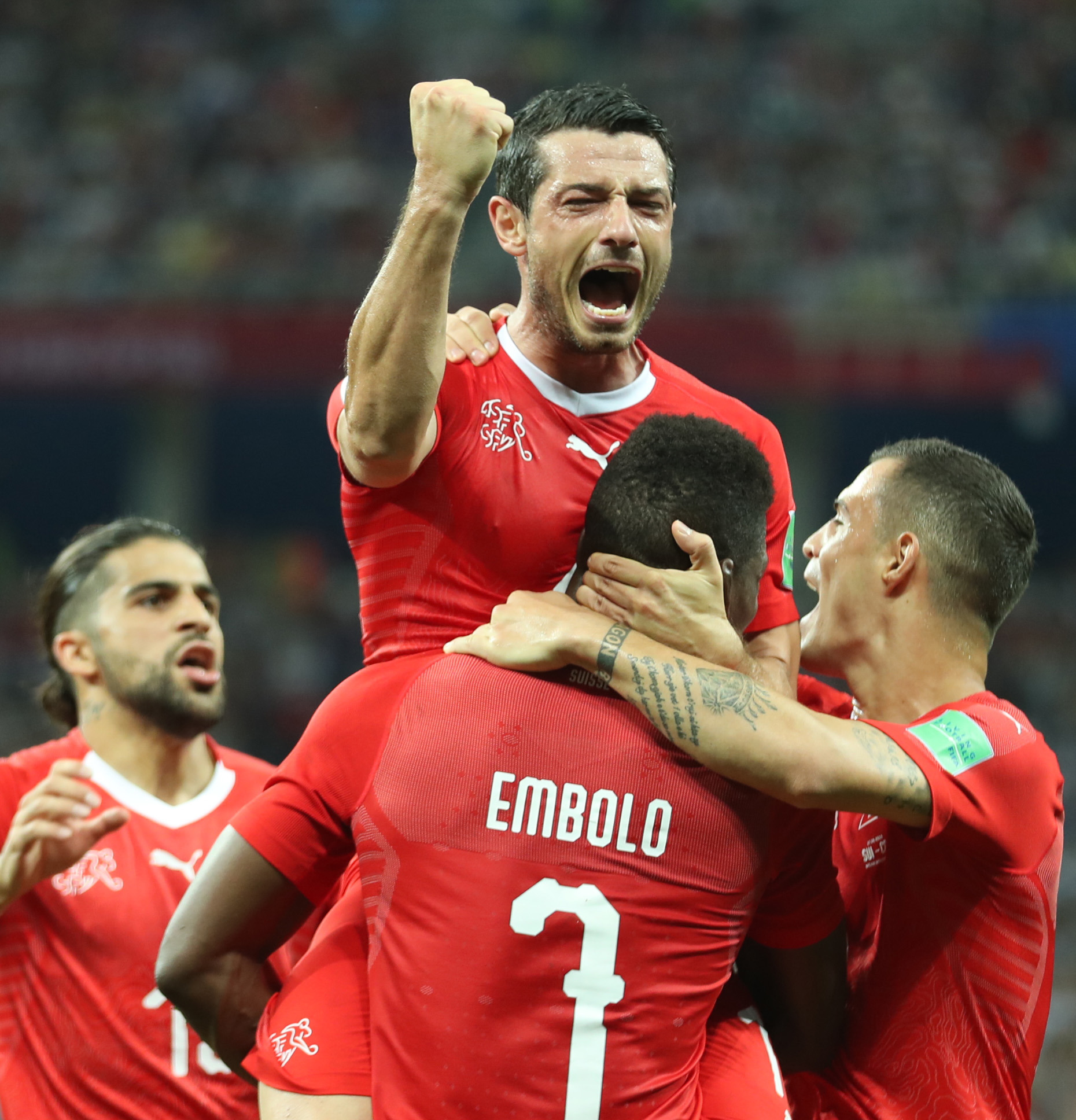 爱游戏在线-关于维戈塞尔塔主场逼平塞尔塔，迪昂先拔头筹的信息