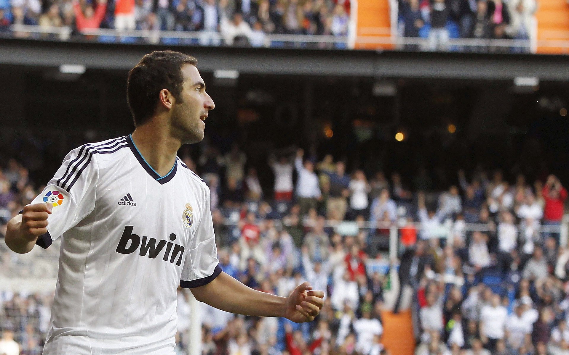 年度焦点之战,英格拉姆冠军级表现点燃决胜之夜